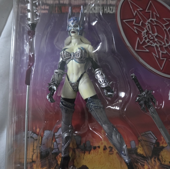 Lady Death Action Figure with Accessories, Brand New - Picture 5 of 6